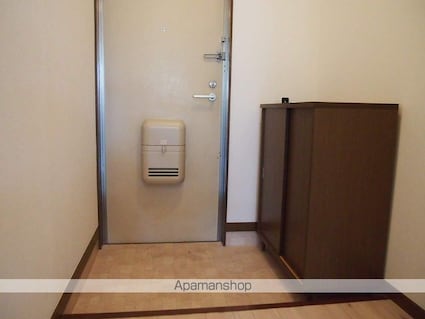 Ｓｕｒｐｌｕｓ　Ｔｗｏサンハイツ小林Ａ[2DK/44.72m2]の玄関