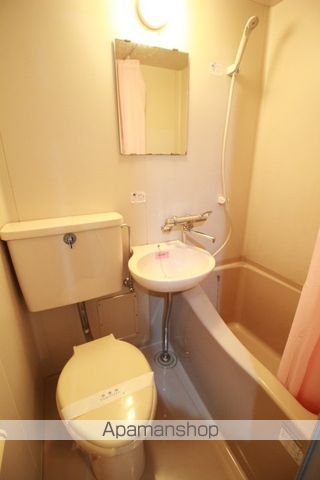 ファミーユK B棟の内装写真