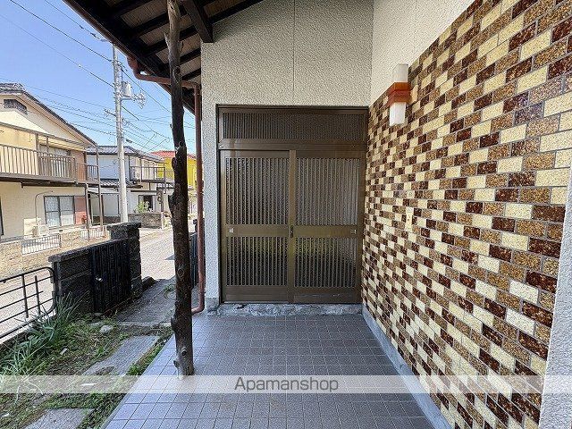 可部線 あき亀山駅 徒歩89分 2階建 築50年の玄関写真
