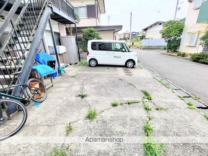 長野県長野市大字三才[1R/24m2]の駐車場3
