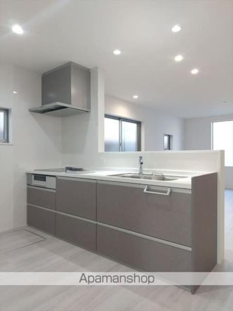 和歌山県和歌山市関戸３丁目[3LDK/98.7m2]のキッチン