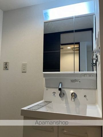 カスタリア新梅田の内装写真