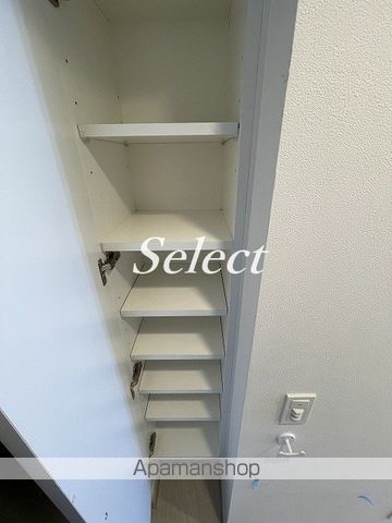 エストゥルース横濱吉野町の内装写真