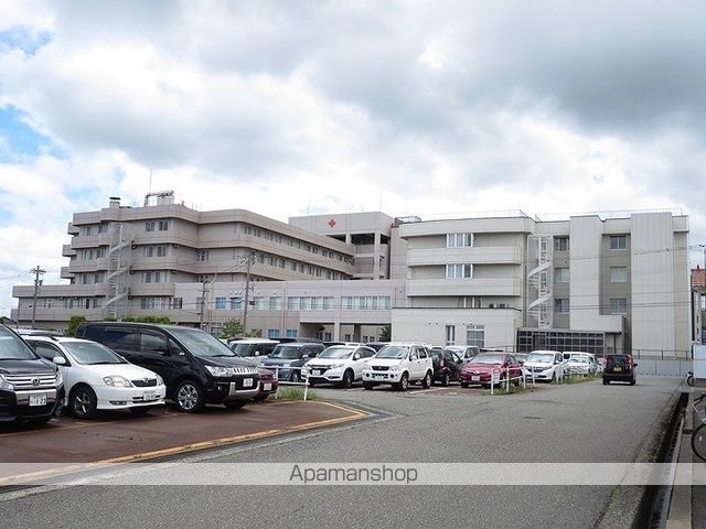 トリヴァンベール中島の周辺写真