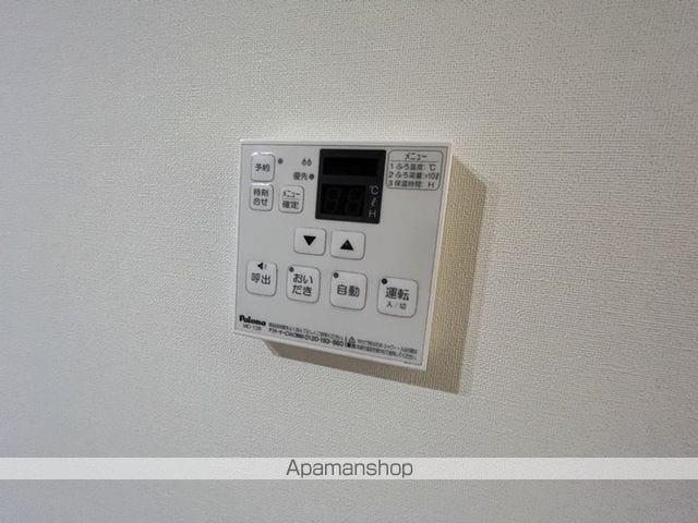 パインツリー B棟の内装写真