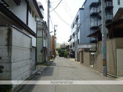 ロイヤルハイツ森下[1R/27.38m2]の周辺4