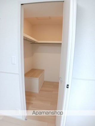ツイン　パイン　シティ[2LDK/58.06m2]の収納