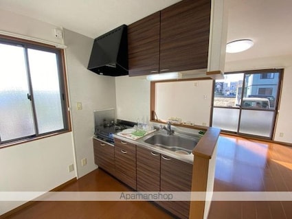 リビングタウン松縄Ａ・Ｂ・Ｃ棟[2LDK/63.98m2]のキッチン