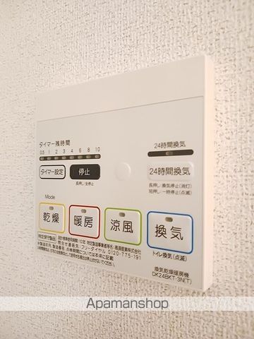 グランクリュ佐古 WESTの内装写真