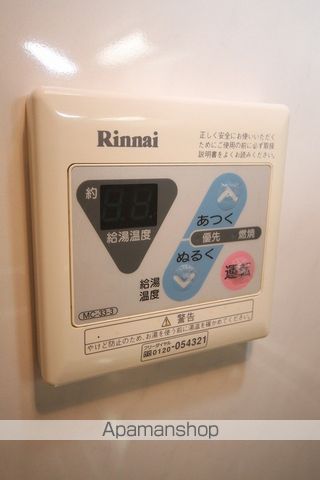 レジディア京町堀の内装写真
