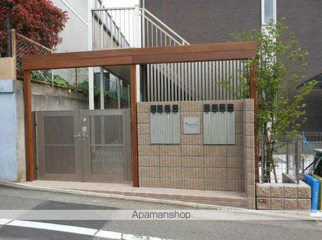 マグノリア高井戸の玄関写真