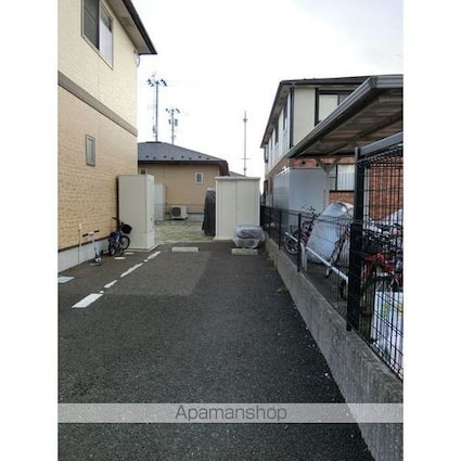 美田園貸家　Ｃ棟[3LDK/82.8m2]の駐車場