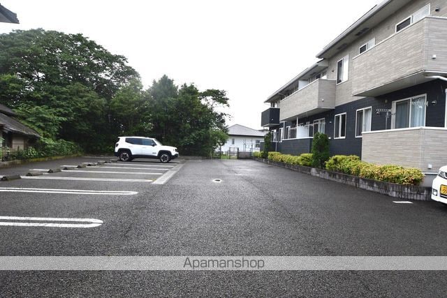 サンリット・ガーデンⅡ[2LDK/55.81m2]の駐車場