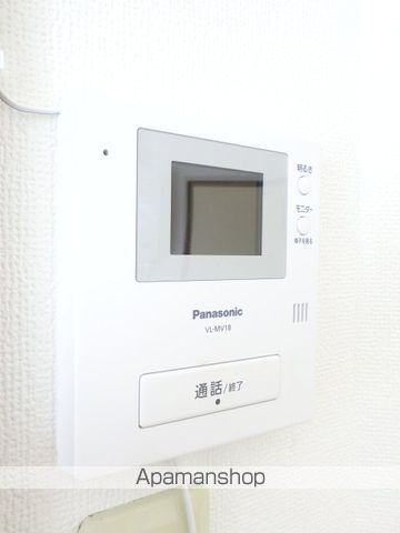 East Village apartmentの内装写真