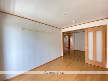 香川県高松市西山崎町[2DK/44.82m2]のリビング・居間