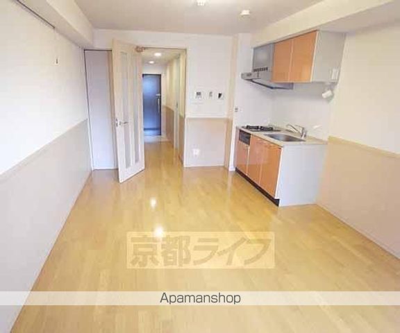パインフィールド洛東の内装写真