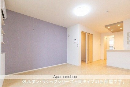ルーセンス[1R/40.74m2]のリビング・居間