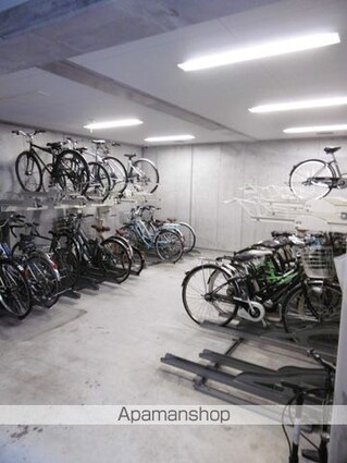 ドルチェ東京押上ツインズ壱番館[1K/25.5m2]の駐車場