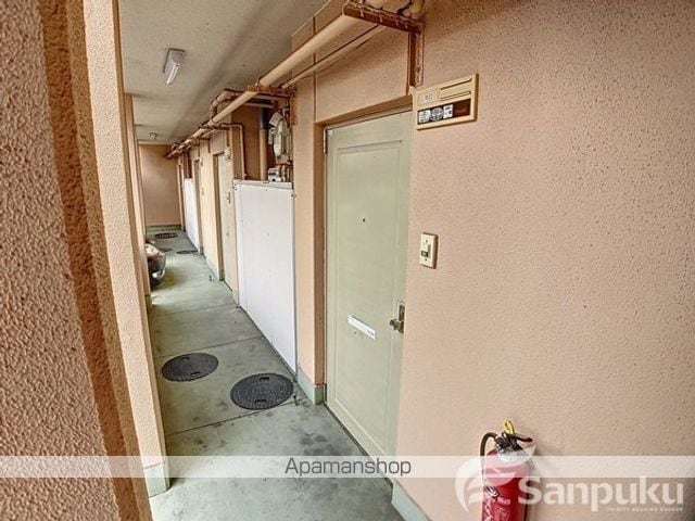 230セゾン軽井沢の玄関写真