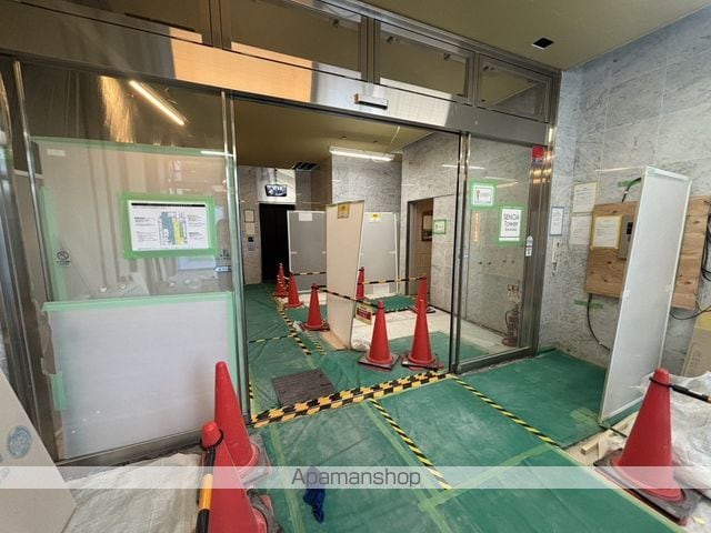 セノアタワー新大阪の玄関写真