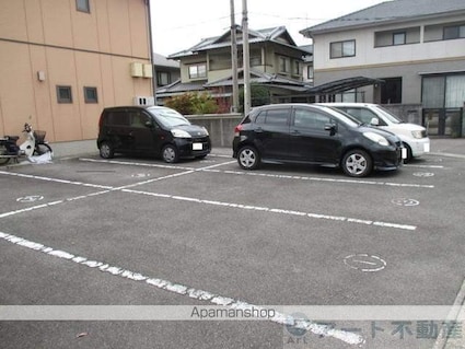 シャーメゾンあざみ野[2LDK/69.93m2]の駐車場2