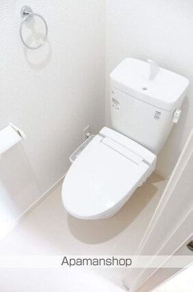 フロントパーク[1LDK/42.22m2]のトイレ