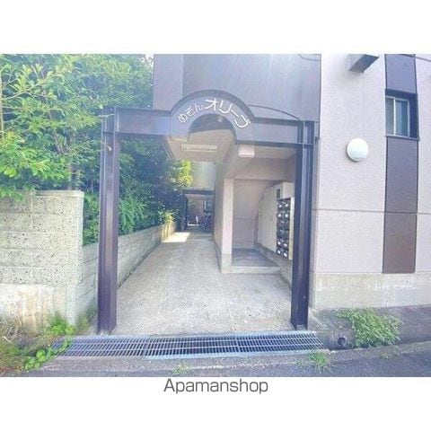 めぞんオリーブの玄関写真