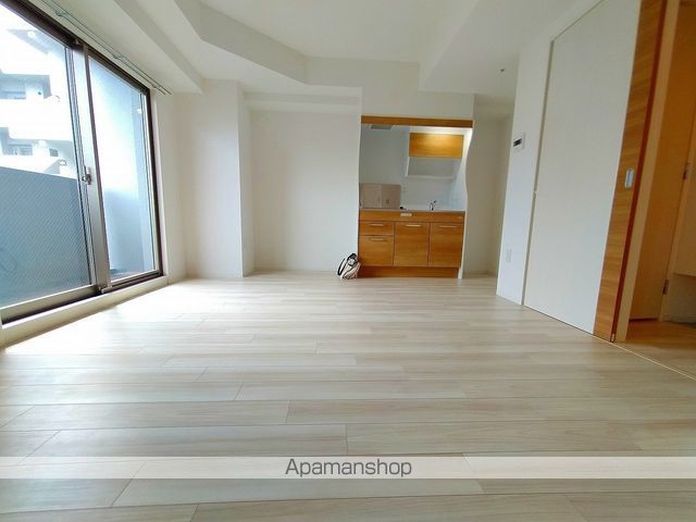 ADVANCE江坂ラシュレの内装写真