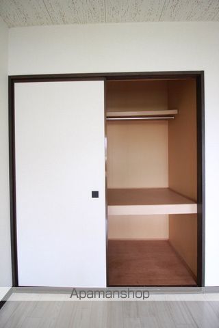 クレセント松新の内装写真