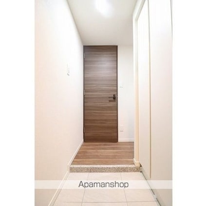 コンフォリア志村坂上[1DK/28.05m2]の玄関