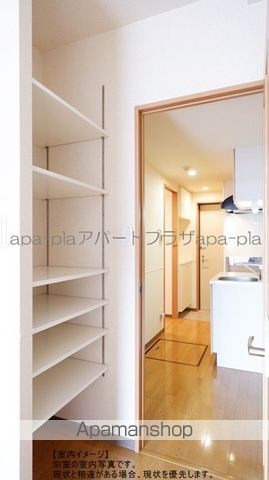 ルネス プレミールの内装写真