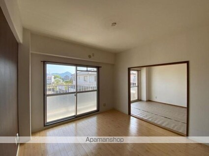 グランビュー鬼無[2DK/48.6m2]のリビング・居間