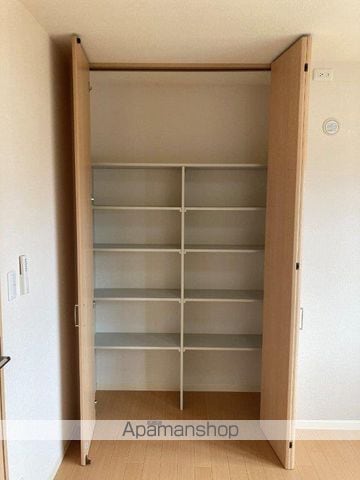 ガーデンシティ長倉 Oの内装写真