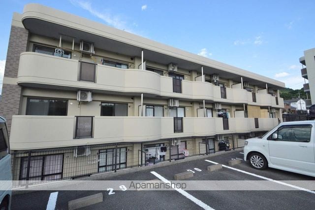 若山ガーデンヒル A棟の外観写真
