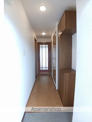 メゾンクレセラⅡ[2DK/47.23m2]の玄関