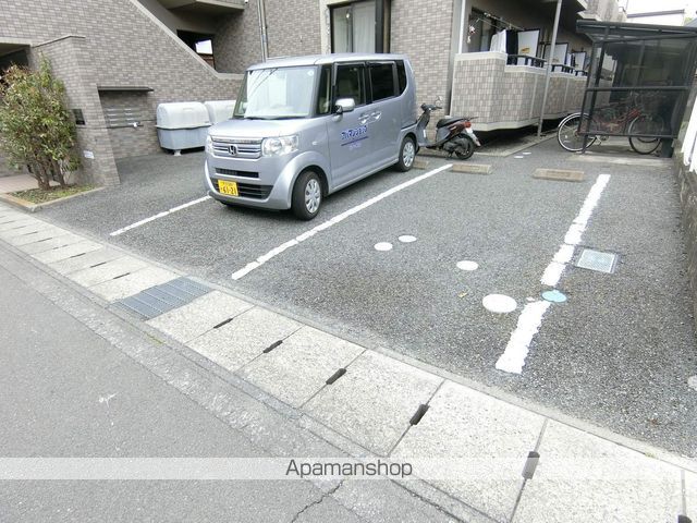 R−1TOKURAの玄関写真