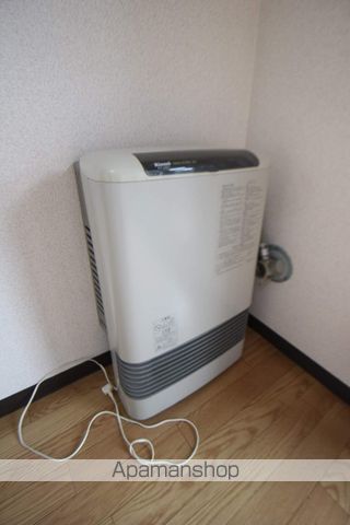 ティアラTRIPLEONEDEMの内装写真