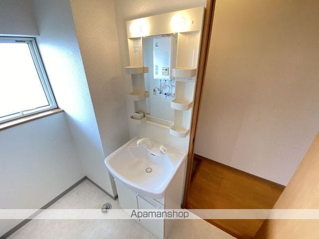 レジデンスKOUEIの内装写真