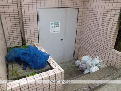 メゾン・ド・マニエール[1R/15.2m2]の共用部3