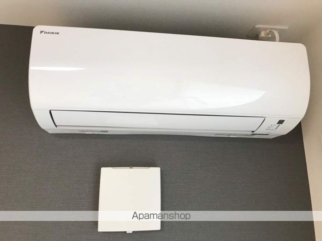 フレール 達の内装写真