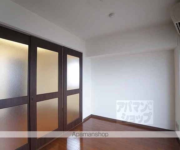 十四軒町マンションの内装写真