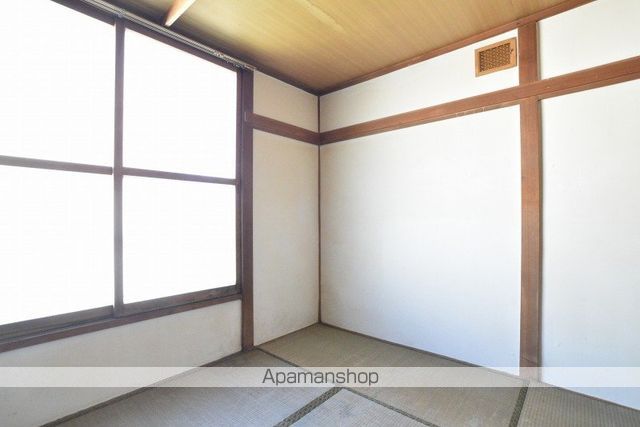 南郷ハイツの内装写真