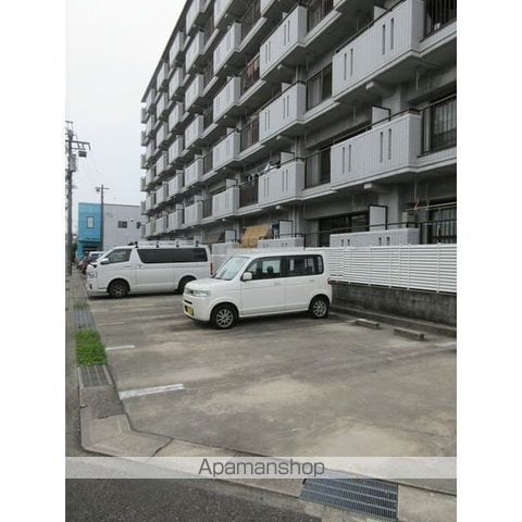 リアライズ若鶴の外観写真