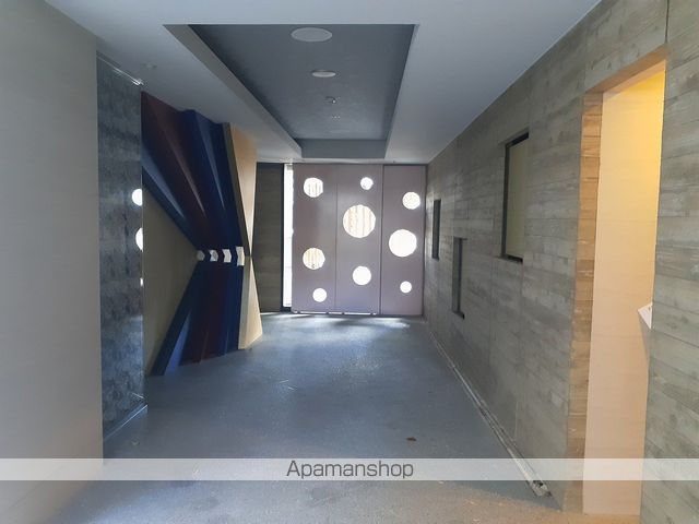 NEO JAPANESQUE 出来町の玄関写真