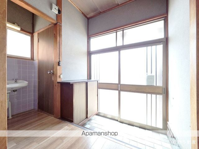 高松琴平電鉄琴平線 仏生山駅 徒歩12分 1階建 築54年の内装写真