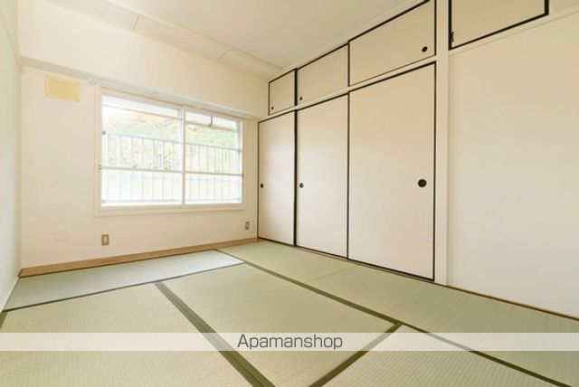 ビレッジハウス学文路2号棟の内装写真