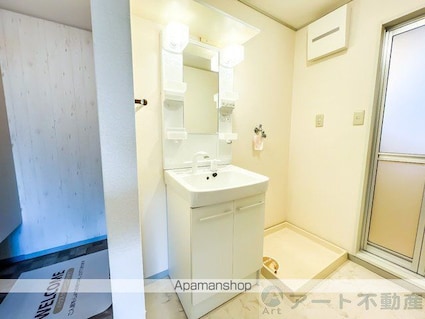 フレンドリーハイツ日野　Ｂ棟[3DK/56.1m2]の洗面所