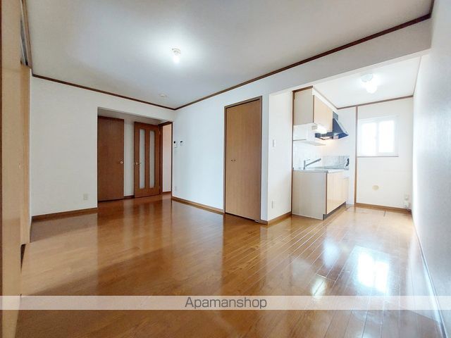 ピュアハイツ三町Iの内装写真