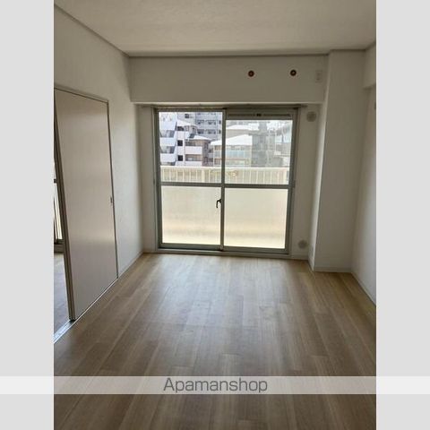 ヴィラスリースター住之江の内装写真