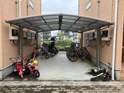 カンパニア西の土居[2LDK/66.24m2]の共用部3